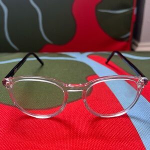 Clear glasses with blue light protection